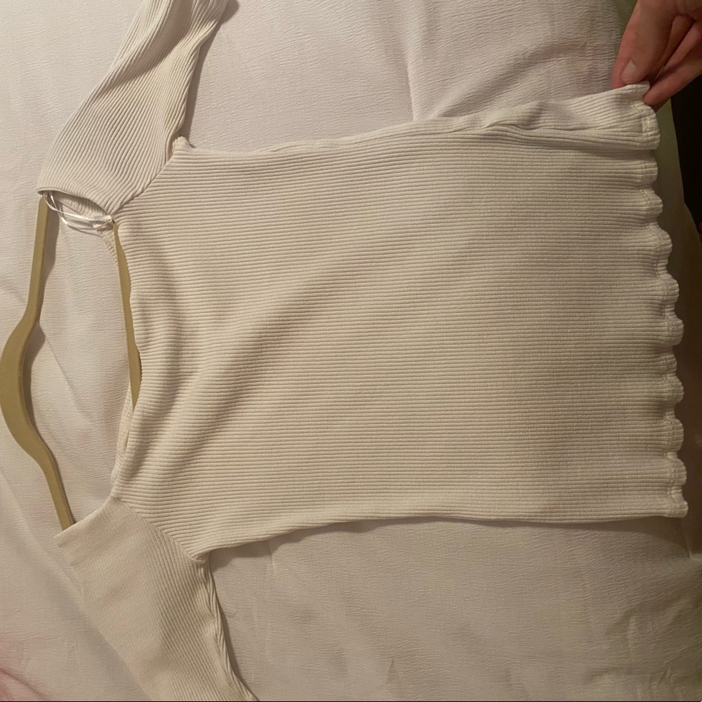 Off Shoulder Top - Picture 5 of 6